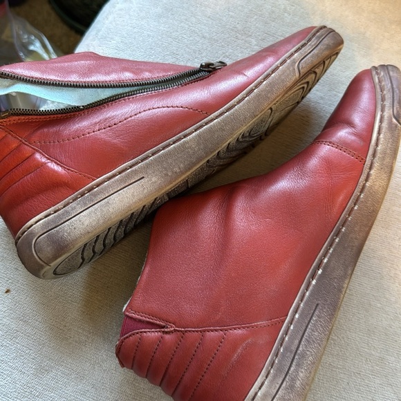 CLOUD Footwear Faith Wool Lined Bootie - Picture 6 of 9